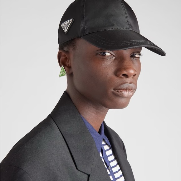 Prada Women’s Re-nylon Baseball Hat Excellent almost NEW Black M Adjustable Cap - Picture 5 of 7